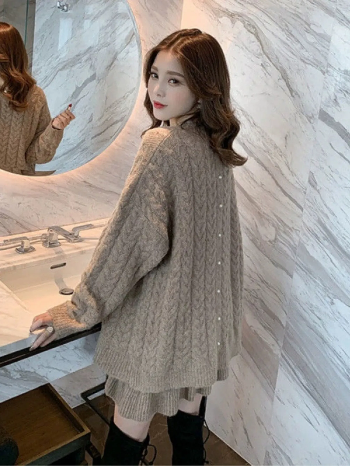 2023 new autumn and winter Korean style twist pullover sweater + skirt two-piece loose lazy style suit for women