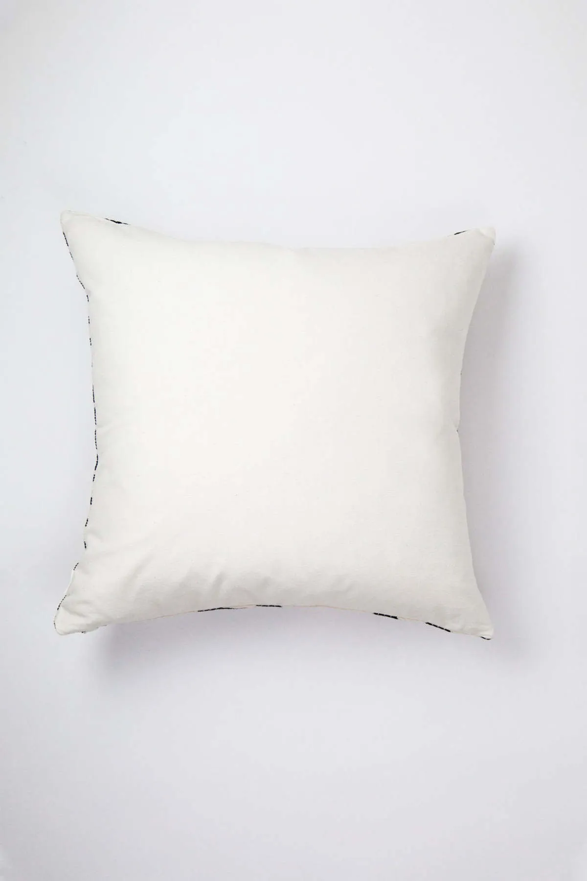 Almolonga Quilt Pillow - Black/Natural White