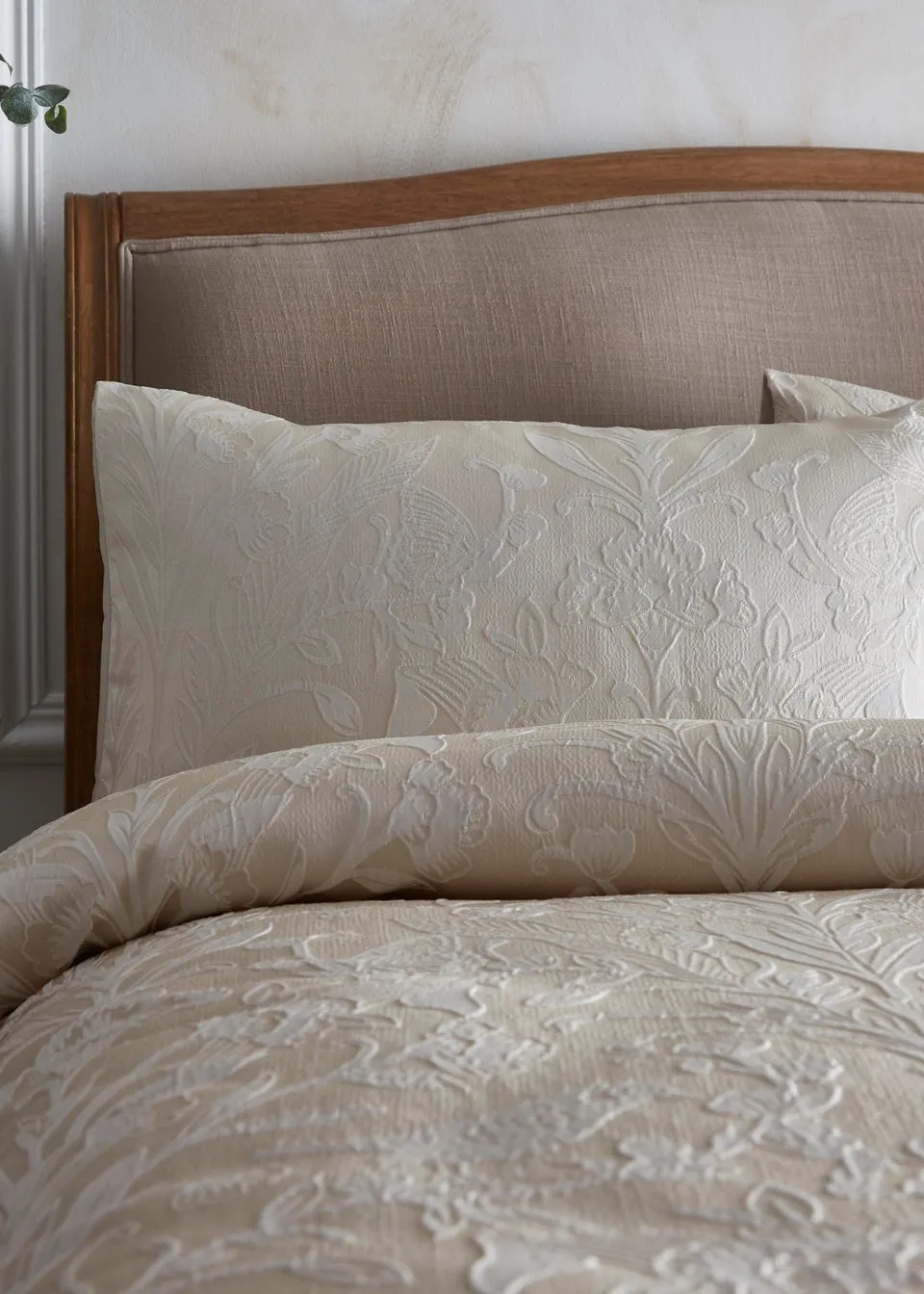 Appletree Heritage Elysia Jacquard Cream Duvet Cover Set