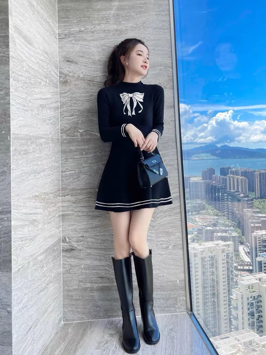 Autumn clothing 2023 new French black sweater skirt little black skirt autumn high-end knitted dress women autumn and winter T23