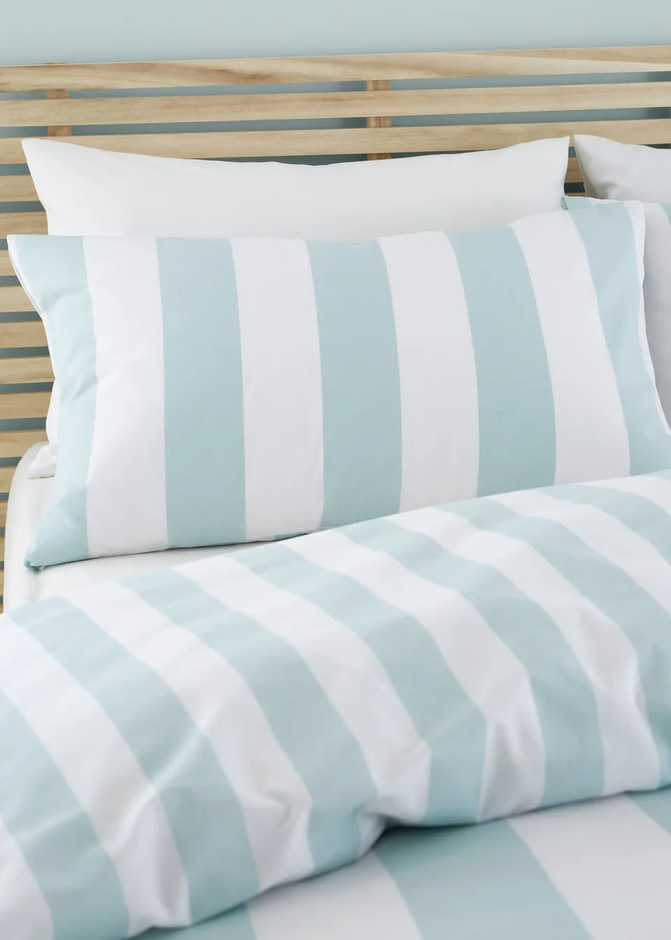 Catherine Lansfield Cove Stripe Reversible Duvet Cover Set