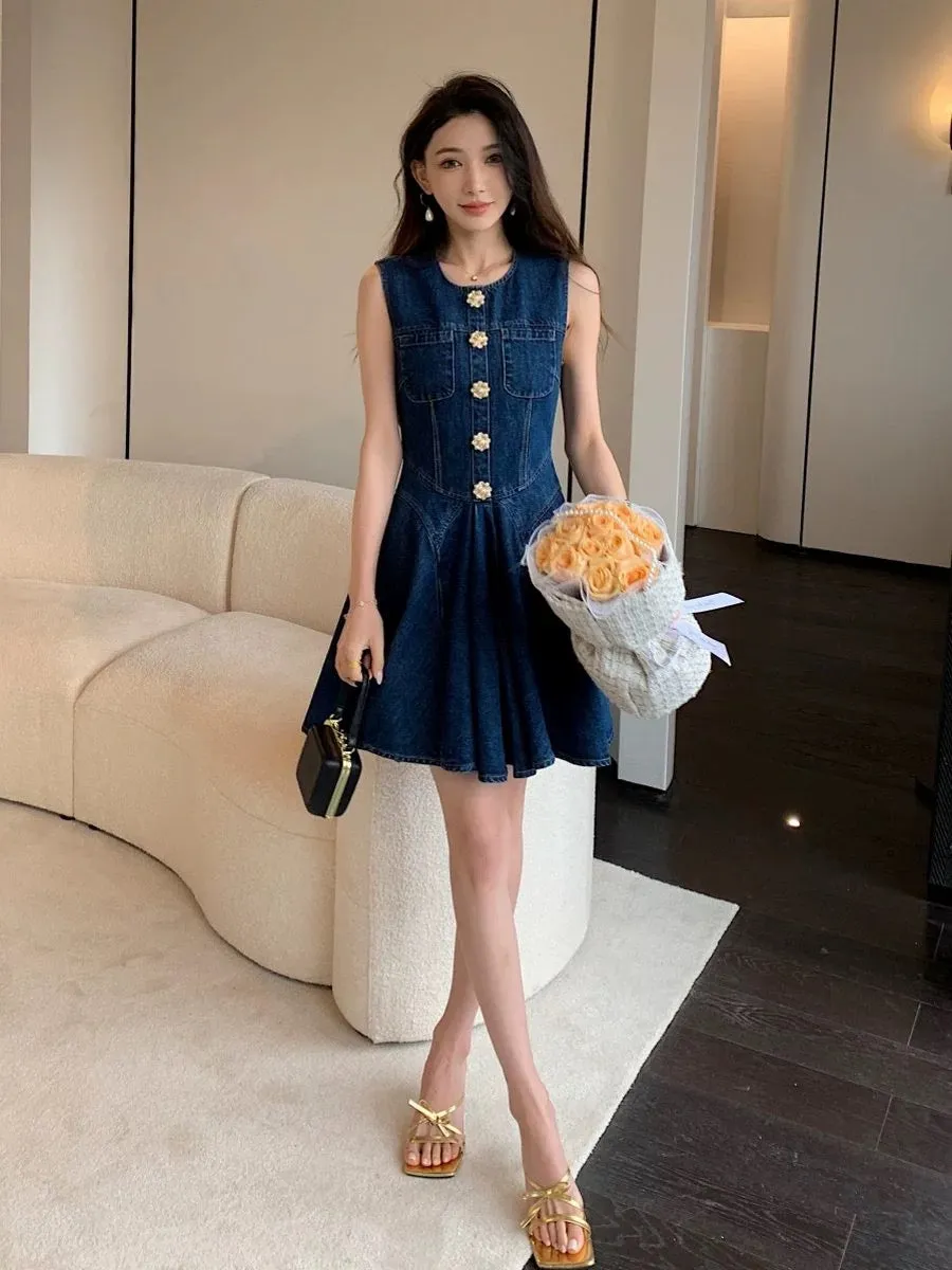 Celebrities' same style sleeveless vest denim skirt fashionable waist-cinching super good-looking dress 2024 new style women's s