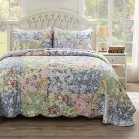 Emma Traditional Patchwork Quilt And Pillow Sham Set