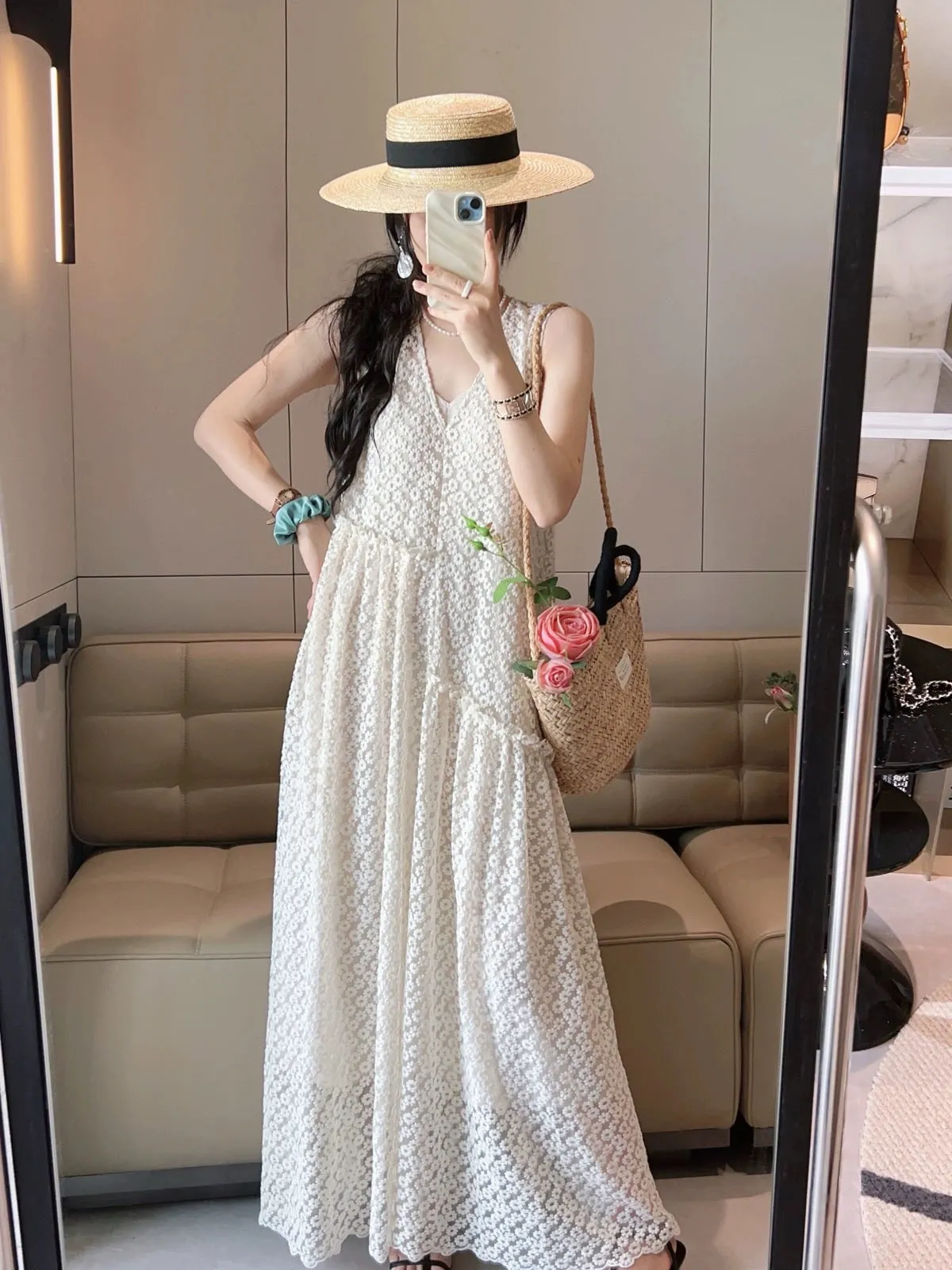 French super fairy floral v-neck embroidered sleeveless vest dress for women summer loose and slim long skirt two-piece suit