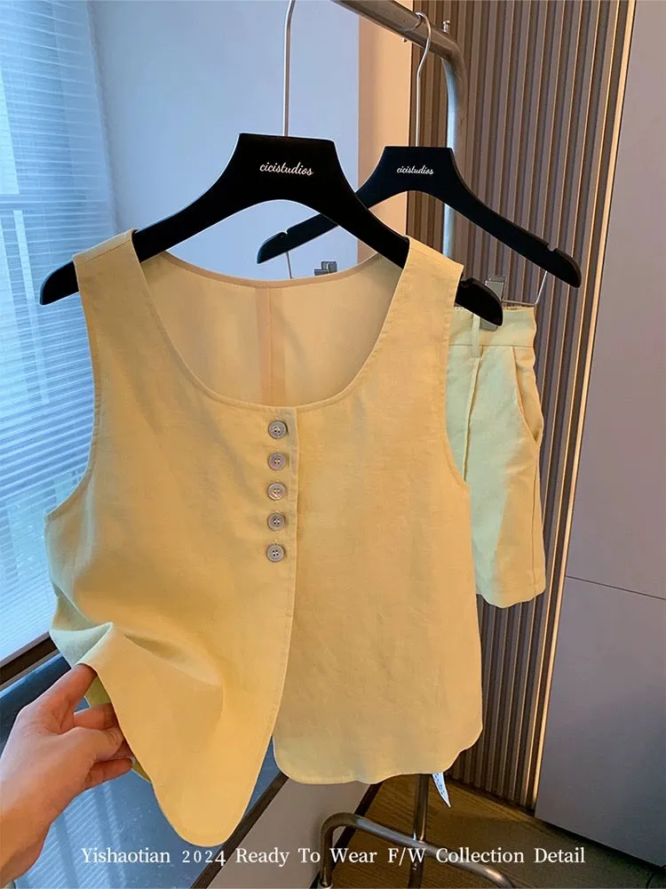 Korean yellow single-breasted round neck sleeveless vest suit for women summer 2024 fashion versatile slim shorts two-piece set