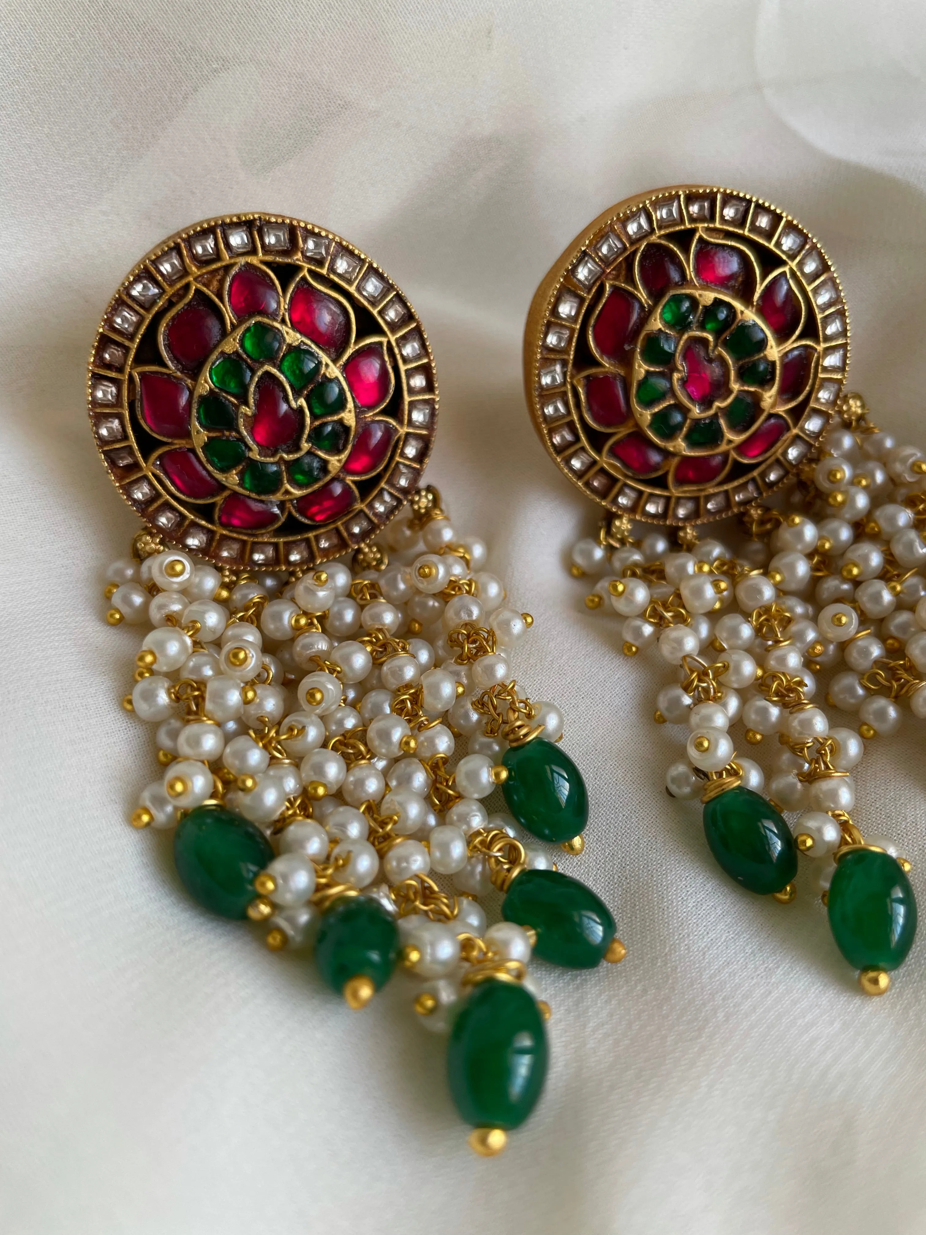 Kundan flower Pearl curtain studs