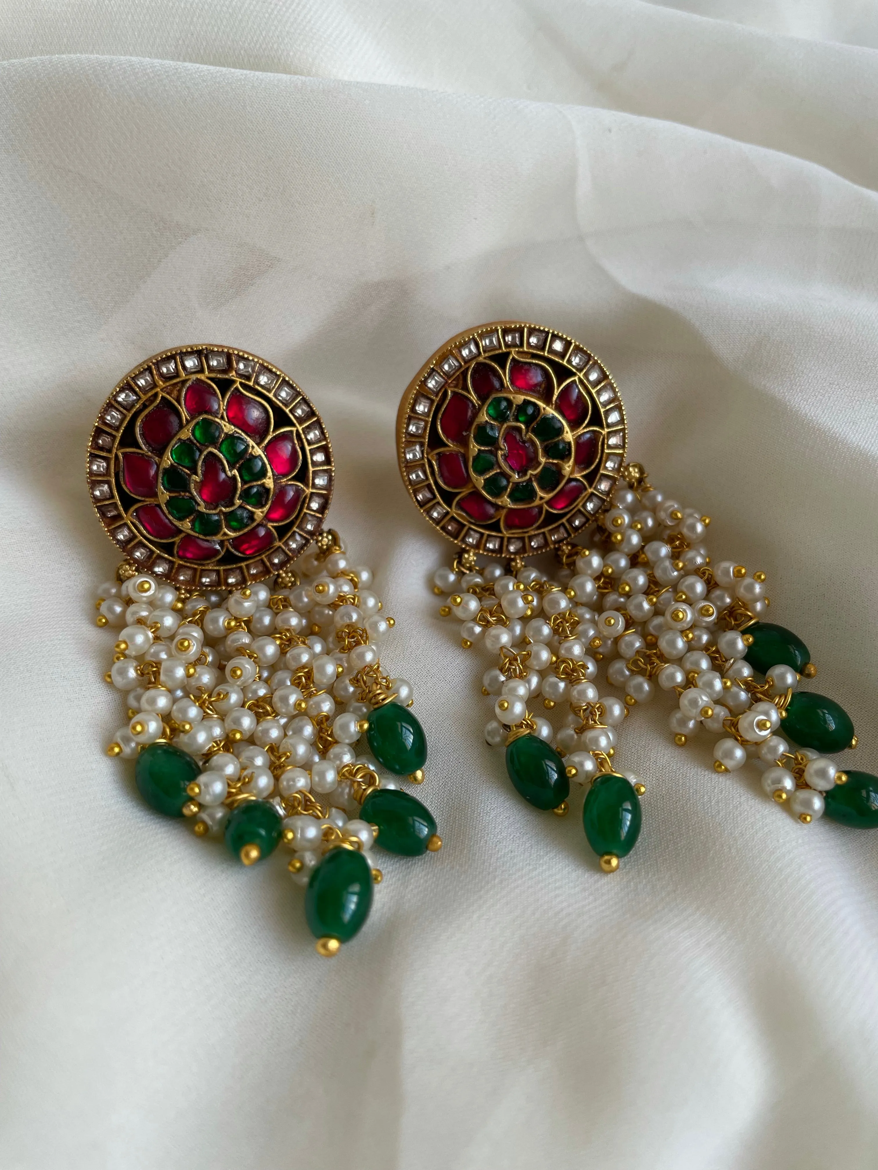 Kundan flower Pearl curtain studs