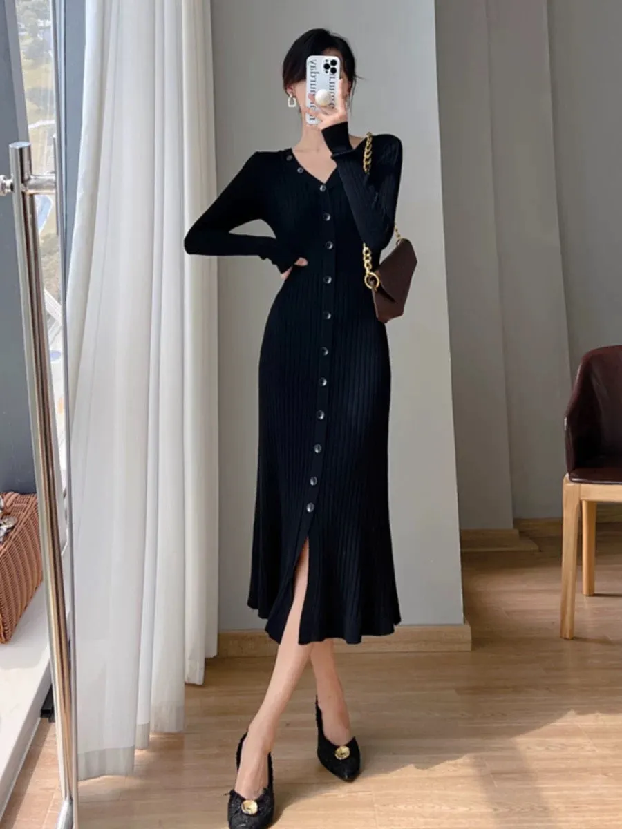 Light and mature V-neck knitted dress for women in autumn and winter, slim-fitting and temperament, mid-length slimming and temp