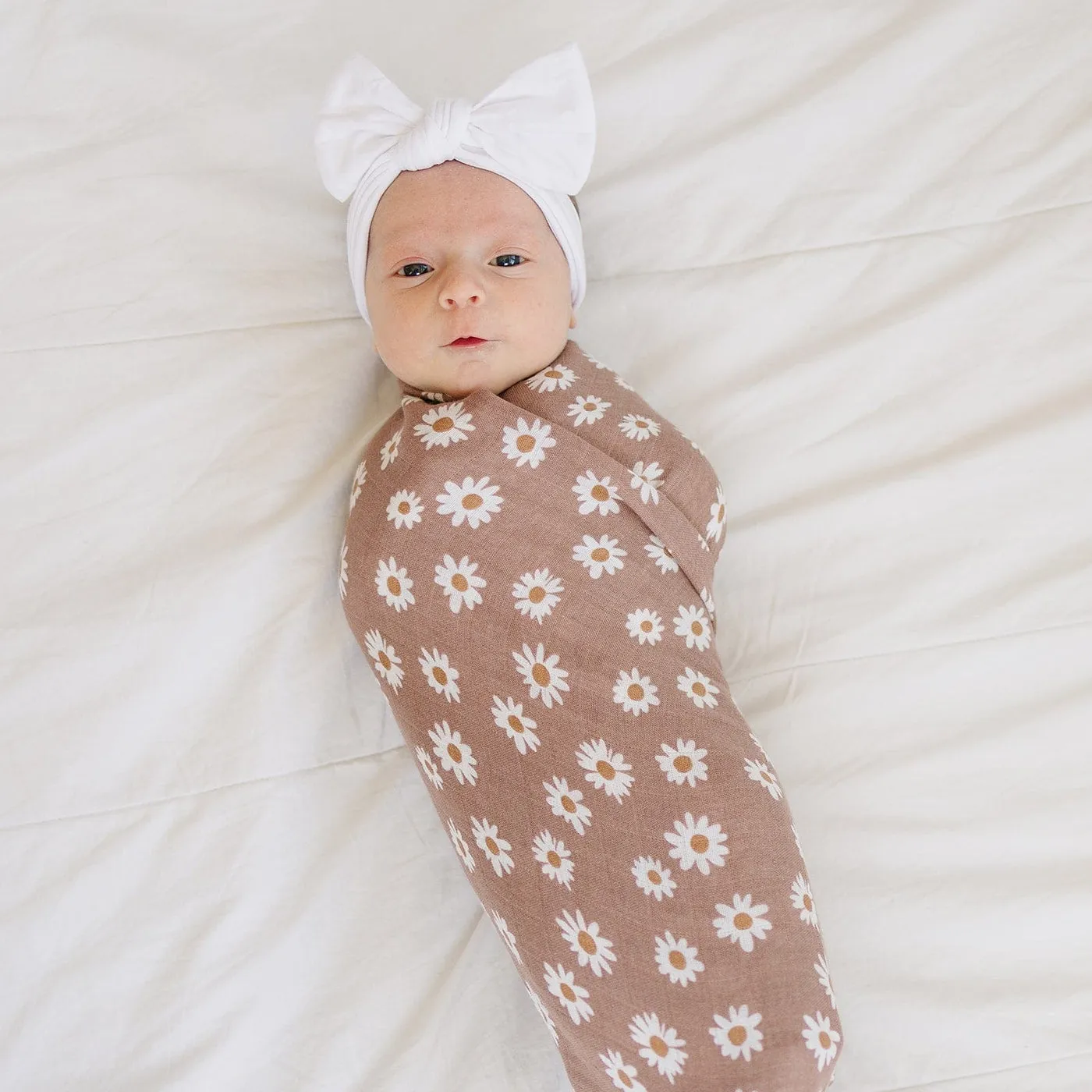 Mebie Baby Daisy Dream Muslin Swaddle Blanket *