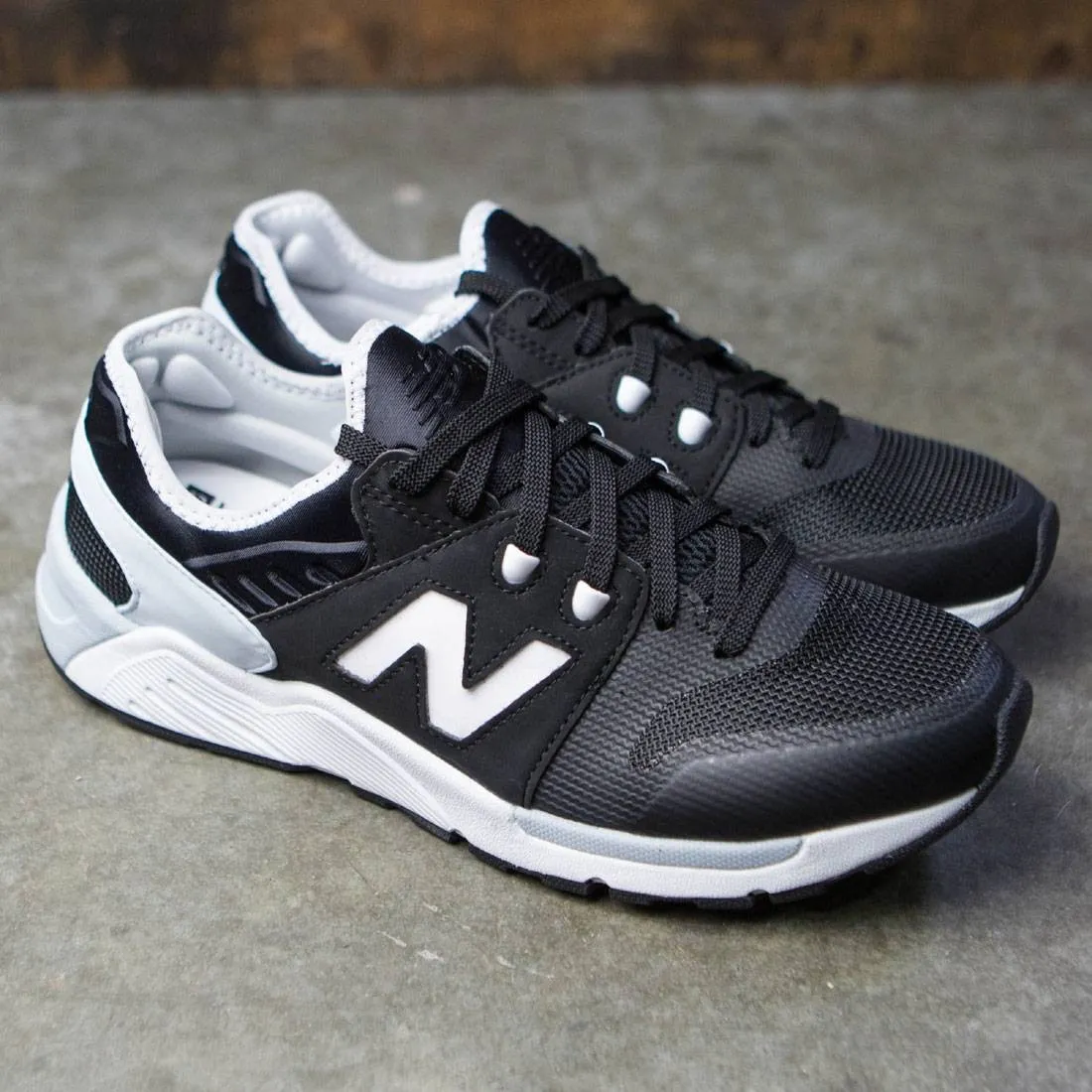 New Balance Men 009 ML009PHA (black / light grey)