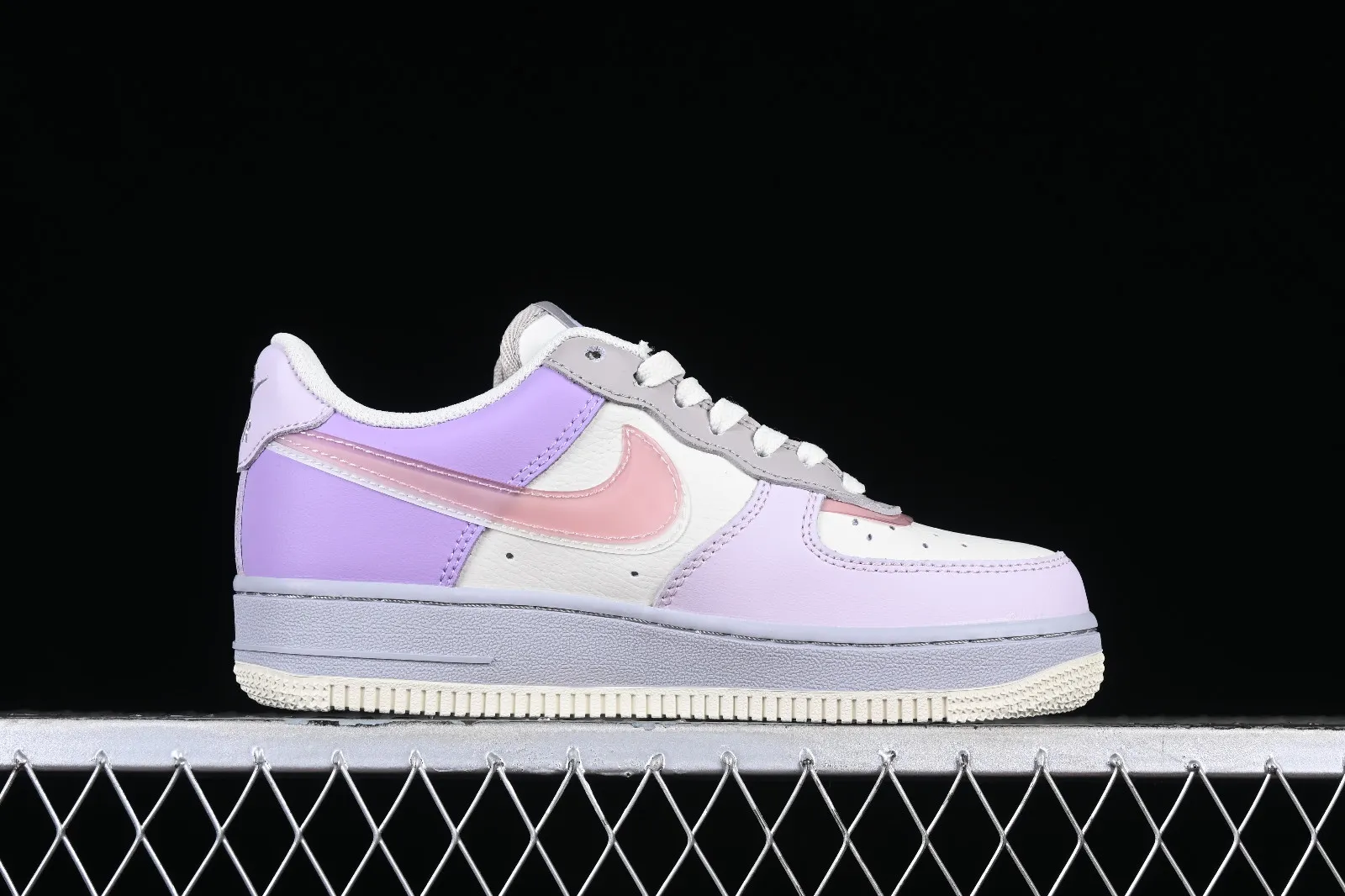 Nike Air Force 1 07 Beige Purple Grey CJ0304-016