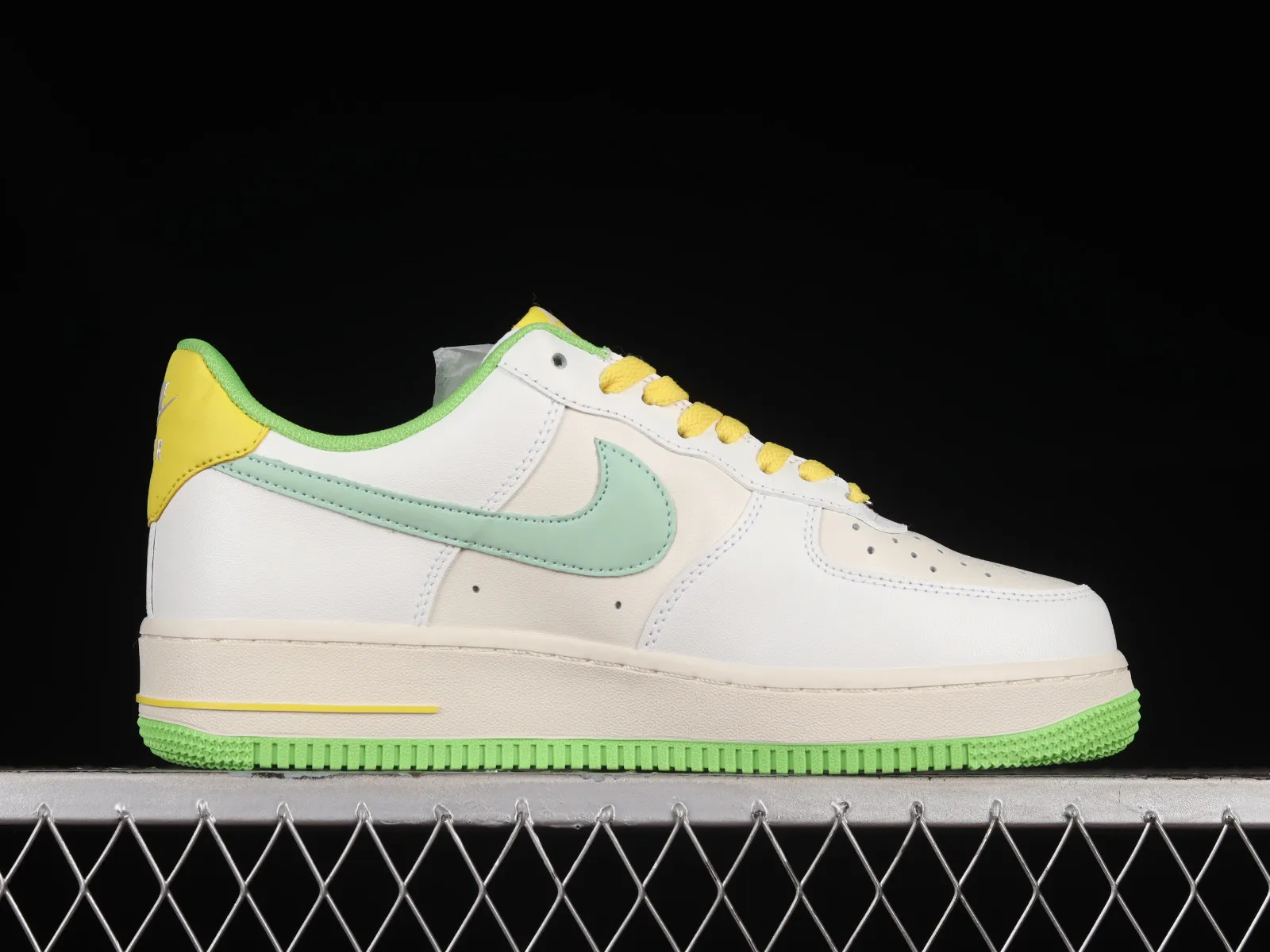 Nike Air Force 1 07 Low Avocado Beige Yellow Green YY3188-104