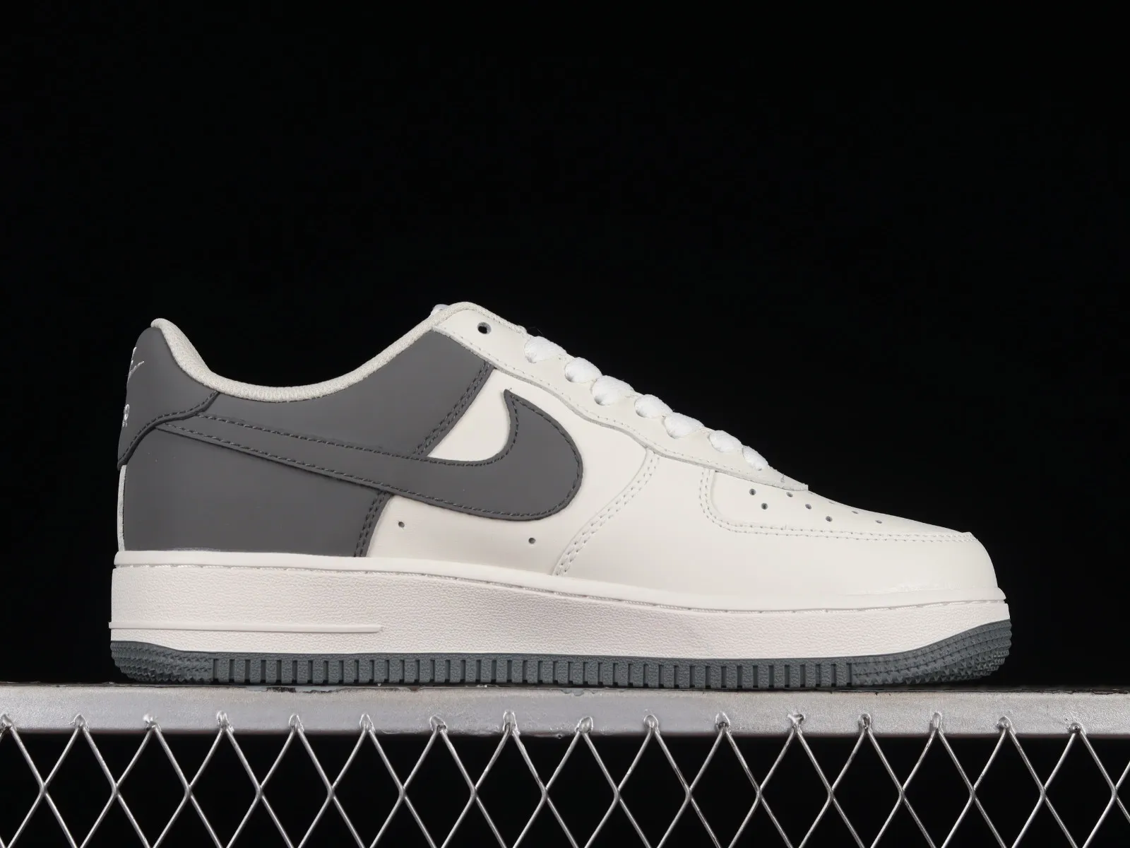 Nike Air Force 1 07 Low Beige Dark Grey Black DB3301-022