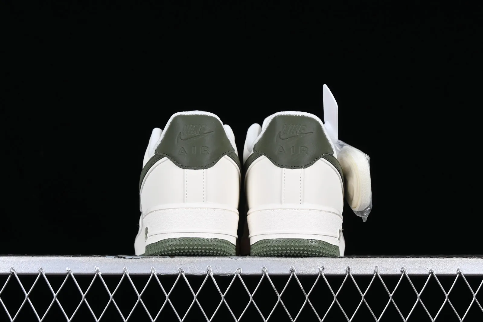 Nike Air Force 1 07 Low Beige White Army Green GL6835-008