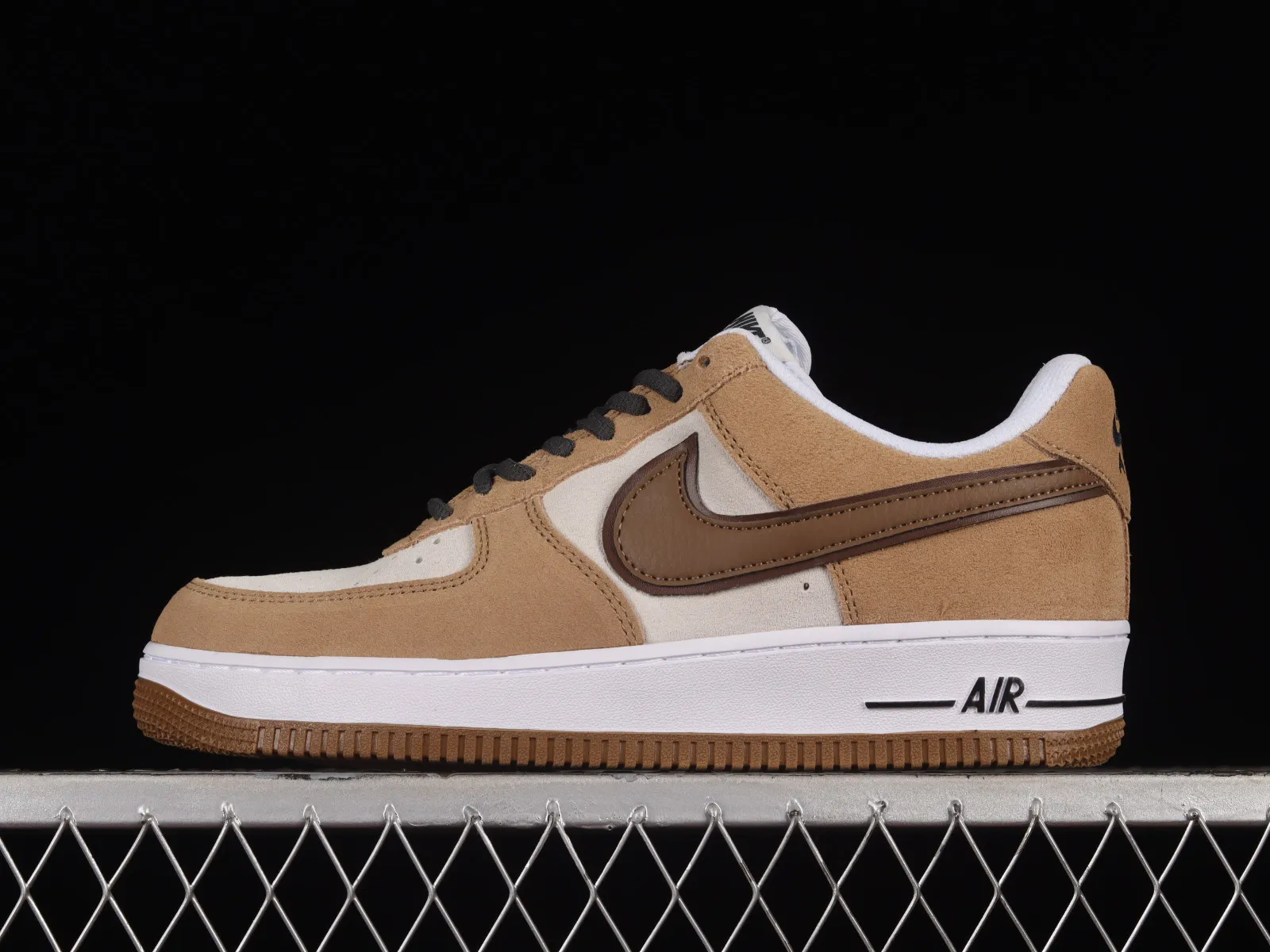 Nike Air Force 1 07 Low Khaki Suede White Black HH9636-326