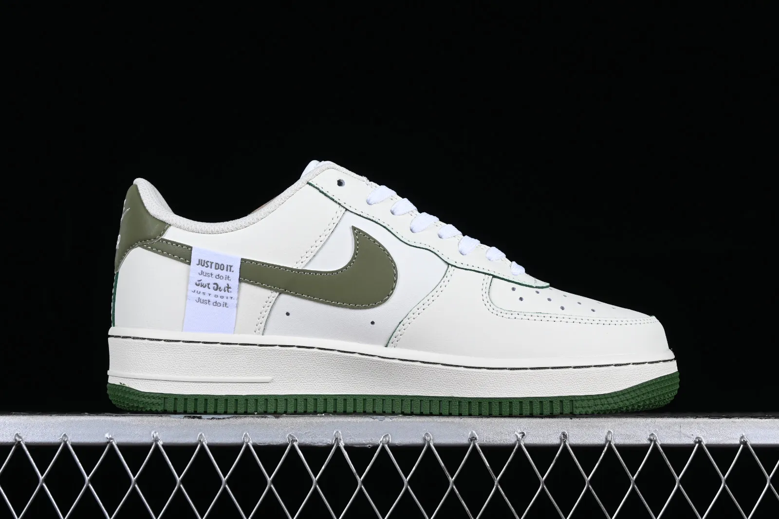 Nike Air Force 1 07 Low Lafite Olive Green White Metallic Gold FB1839-213