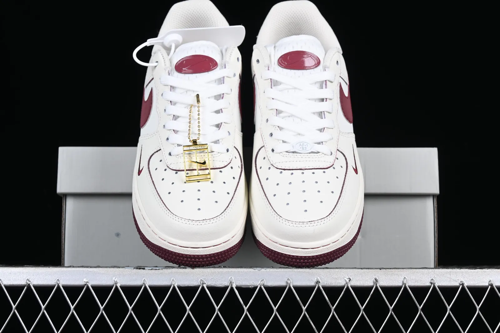 Nike Air Force 1 07 Low Lafite White Red Metallic Gold FB1839-215