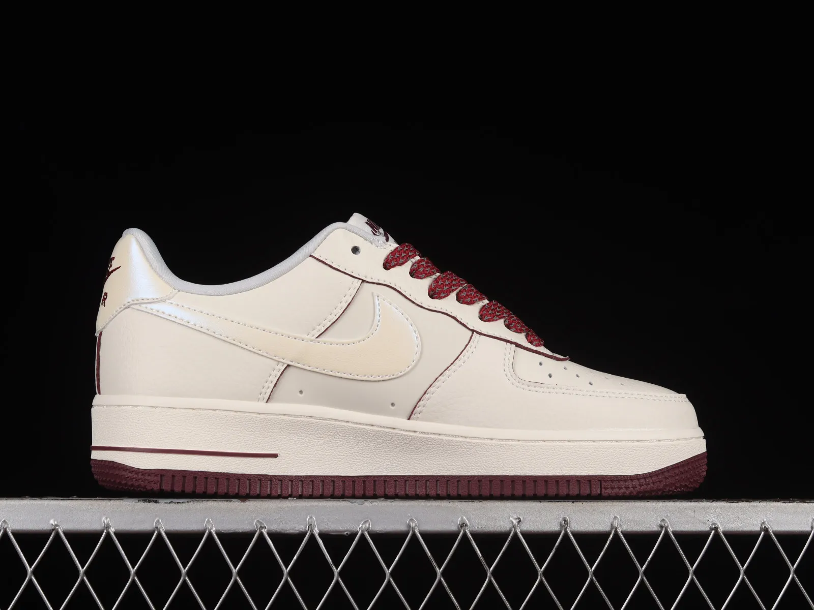 Nike Air Force 1 07 Low Pearlescent Beige Dark Red DD9915-666