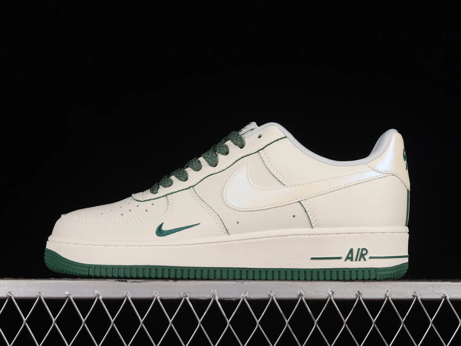 Nike Air Force 1 07 Low Pearlescent Beige Green DD9915-600