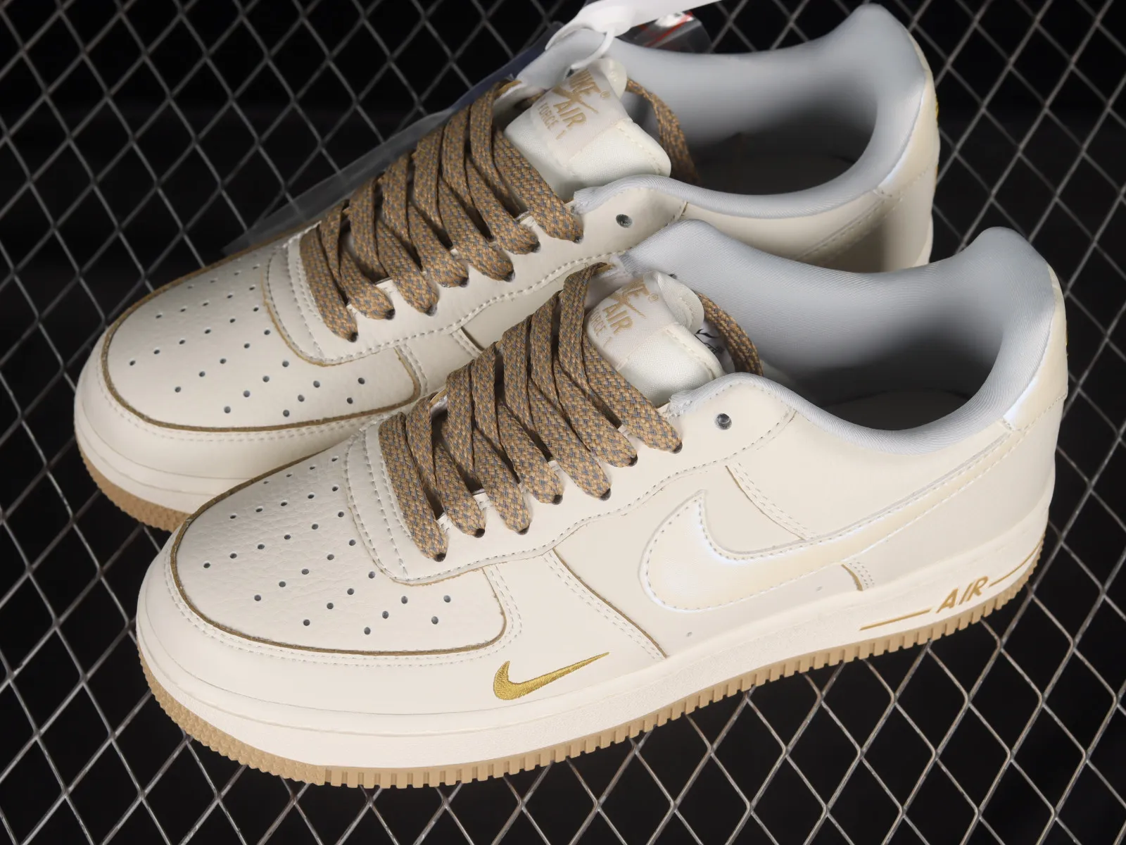 Nike Air Force 1 07 Low Pearlescent Beige Khaki DD9915-633