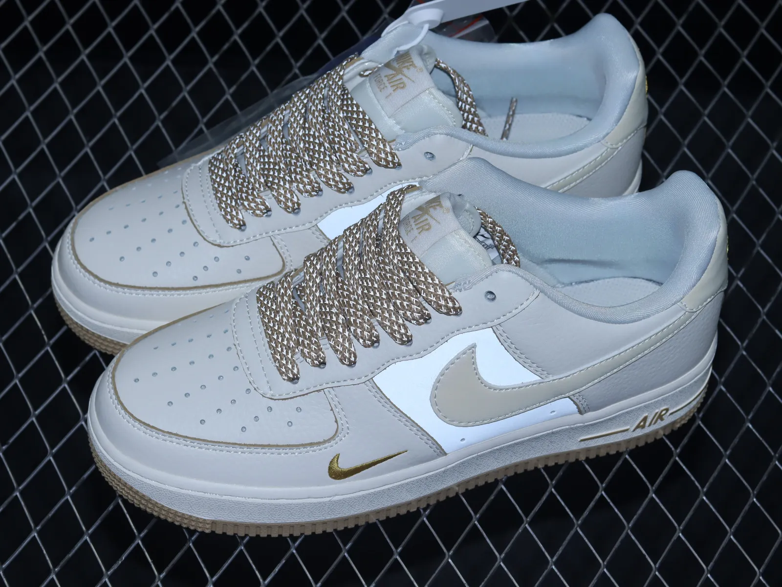 Nike Air Force 1 07 Low Pearlescent Beige Khaki DD9915-633