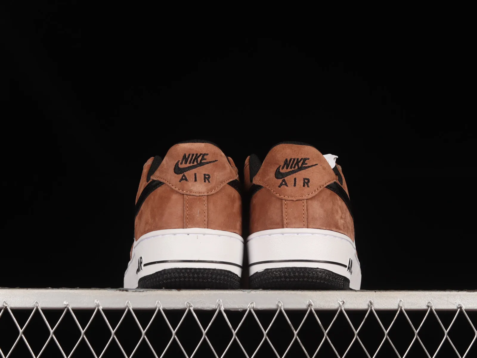 Nike Air Force 1 07 Low Snake Mocha Black White DE0023-800