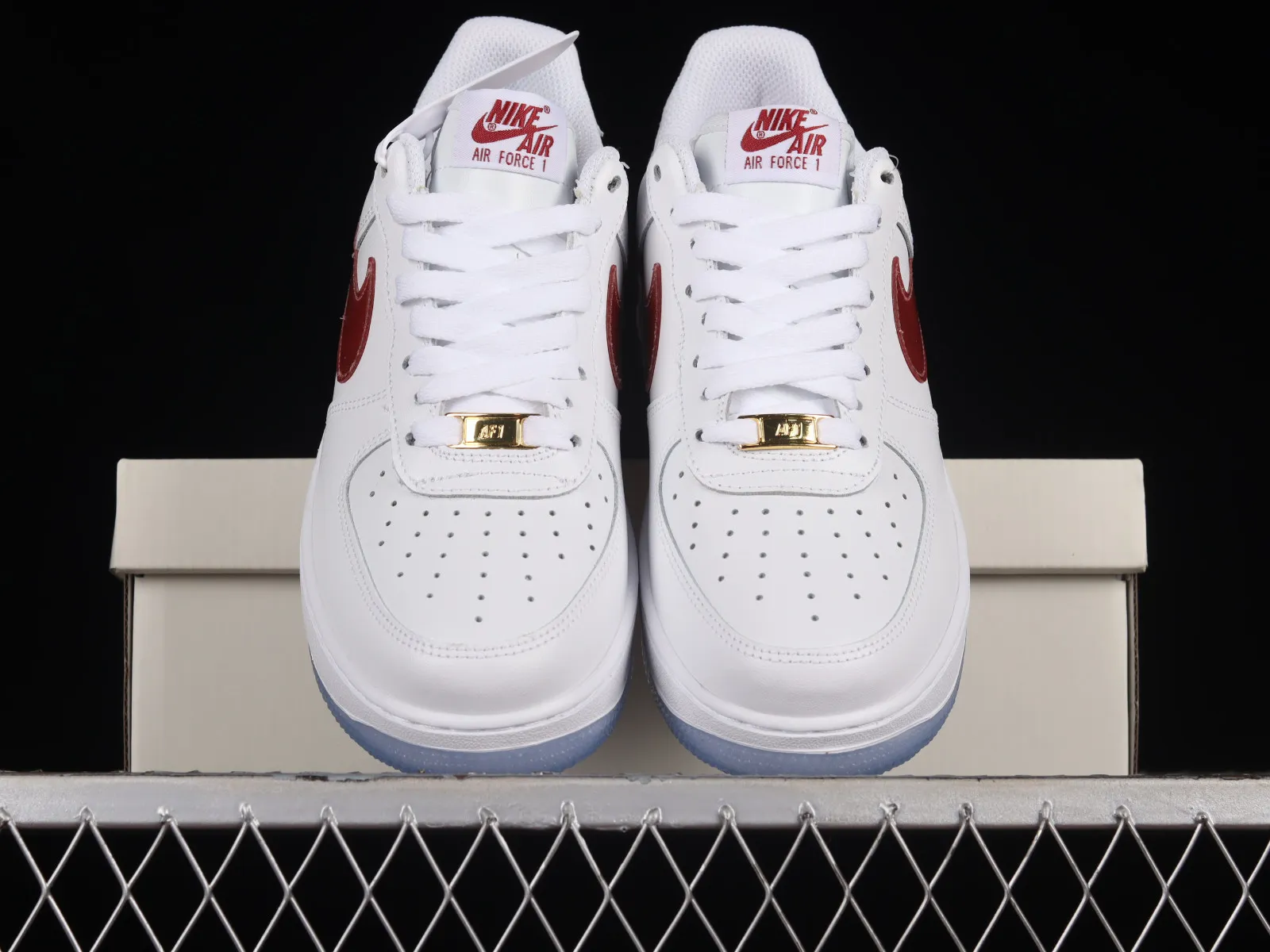 Nike Air Force 1 07 Low White Red Metallic Gold CO3363-363