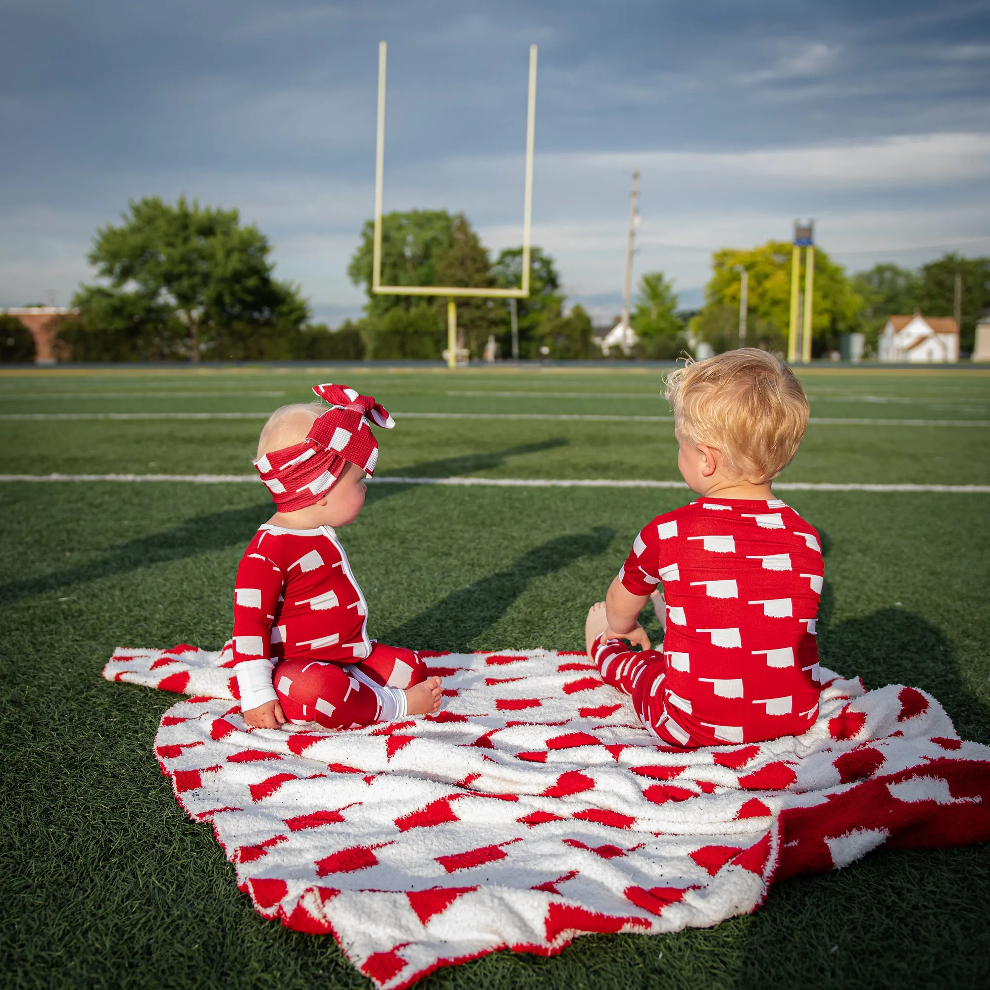 Oklahoma Crimson & White PLUSH BLANKET