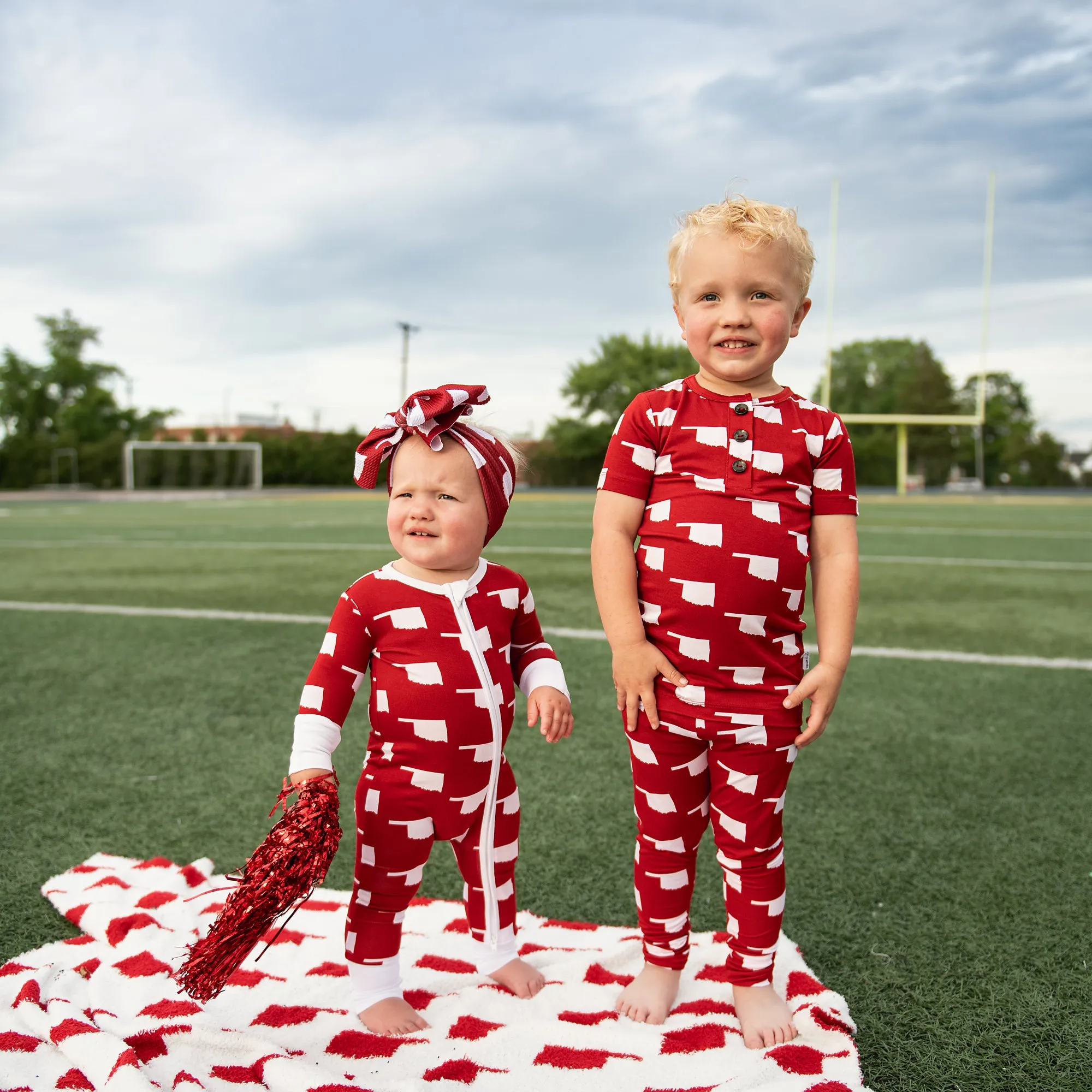 Oklahoma Crimson & White PLUSH BLANKET