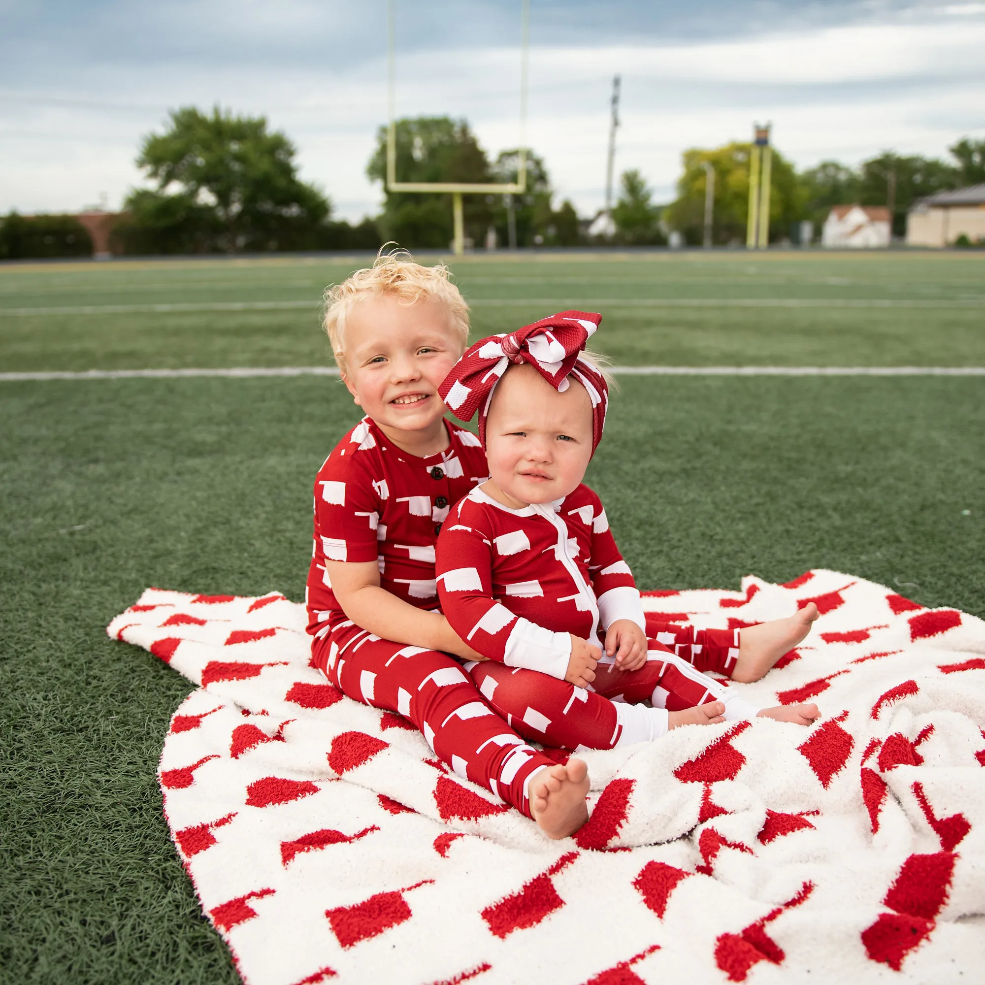 Oklahoma Crimson & White PLUSH BLANKET