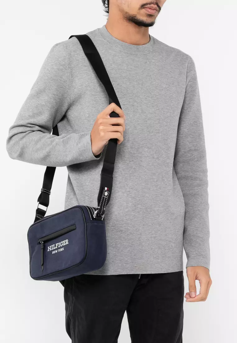 Tommy Hilfiger Prep Classic Camera Bag