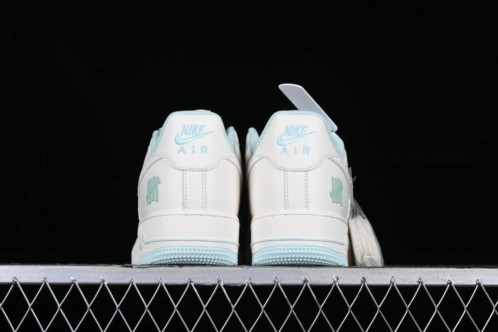 Undefeated x Nike Air Force 1 07 Low Beige White Ice Blue UN1988-333