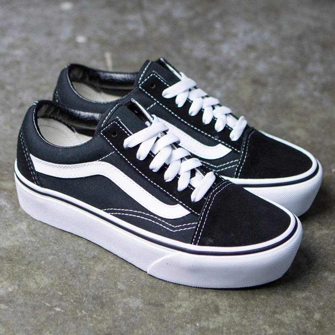 Vans Women Old Skool Platform (black / white)